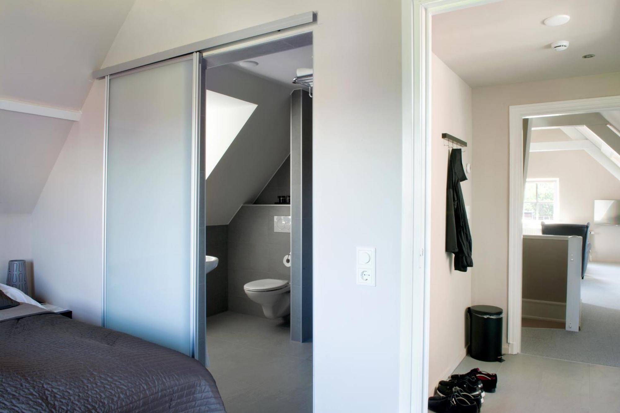Hotel-Restaurant Thuis! Dinteloord Rom bilde