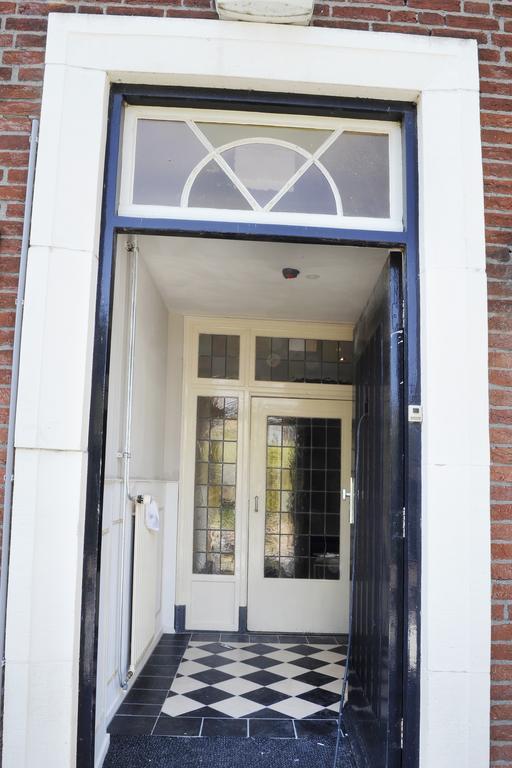 Hotel-Restaurant Thuis! Dinteloord Eksteriør bilde