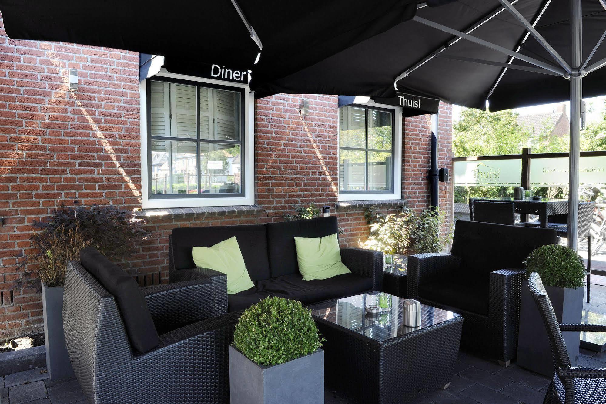 Hotel-Restaurant Thuis! Dinteloord Eksteriør bilde